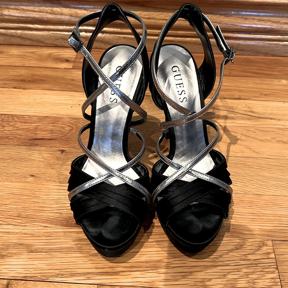 Guess black and silver strap elegant heels